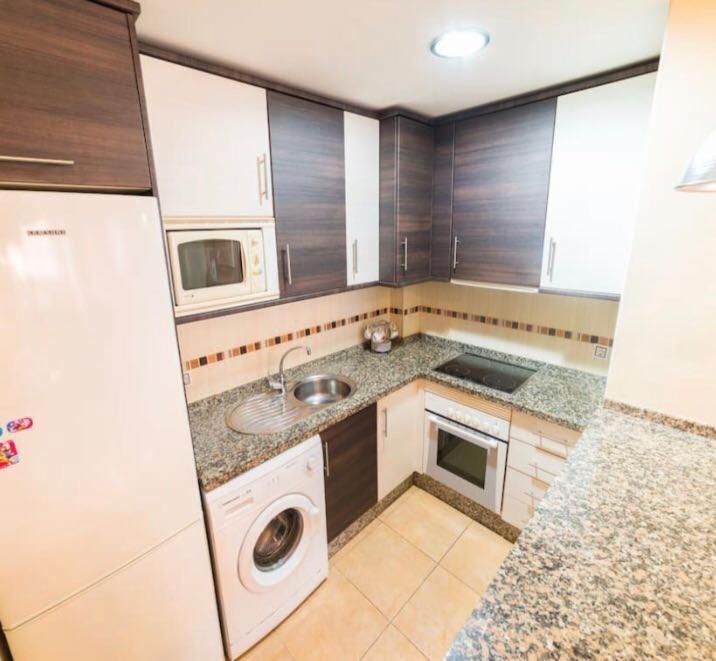 Calle Cuesta Apartment - Near Beach Fuengirola Bagian luar foto